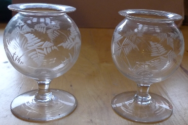 fern-engraved leech pots